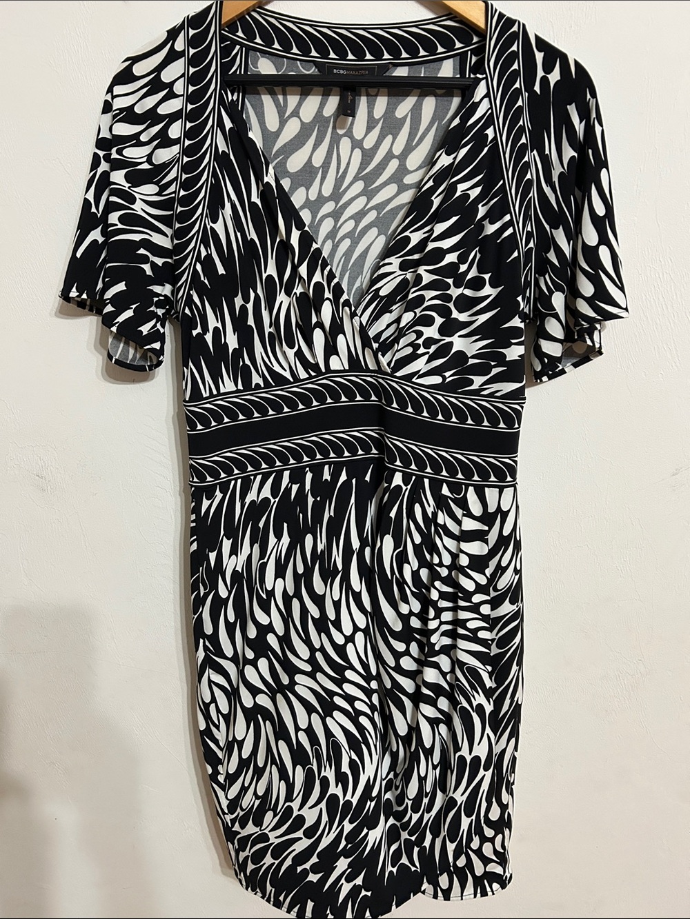BCBGMaxAzria Black and White Printed Wrap Dress M